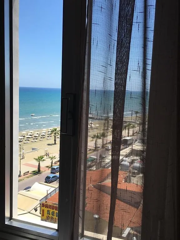 Alex Beach Apartment 51 Larnaca